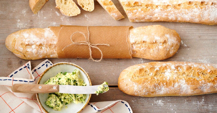 Baguettes selber machen: Einfaches Rezept für knuspriges Brot