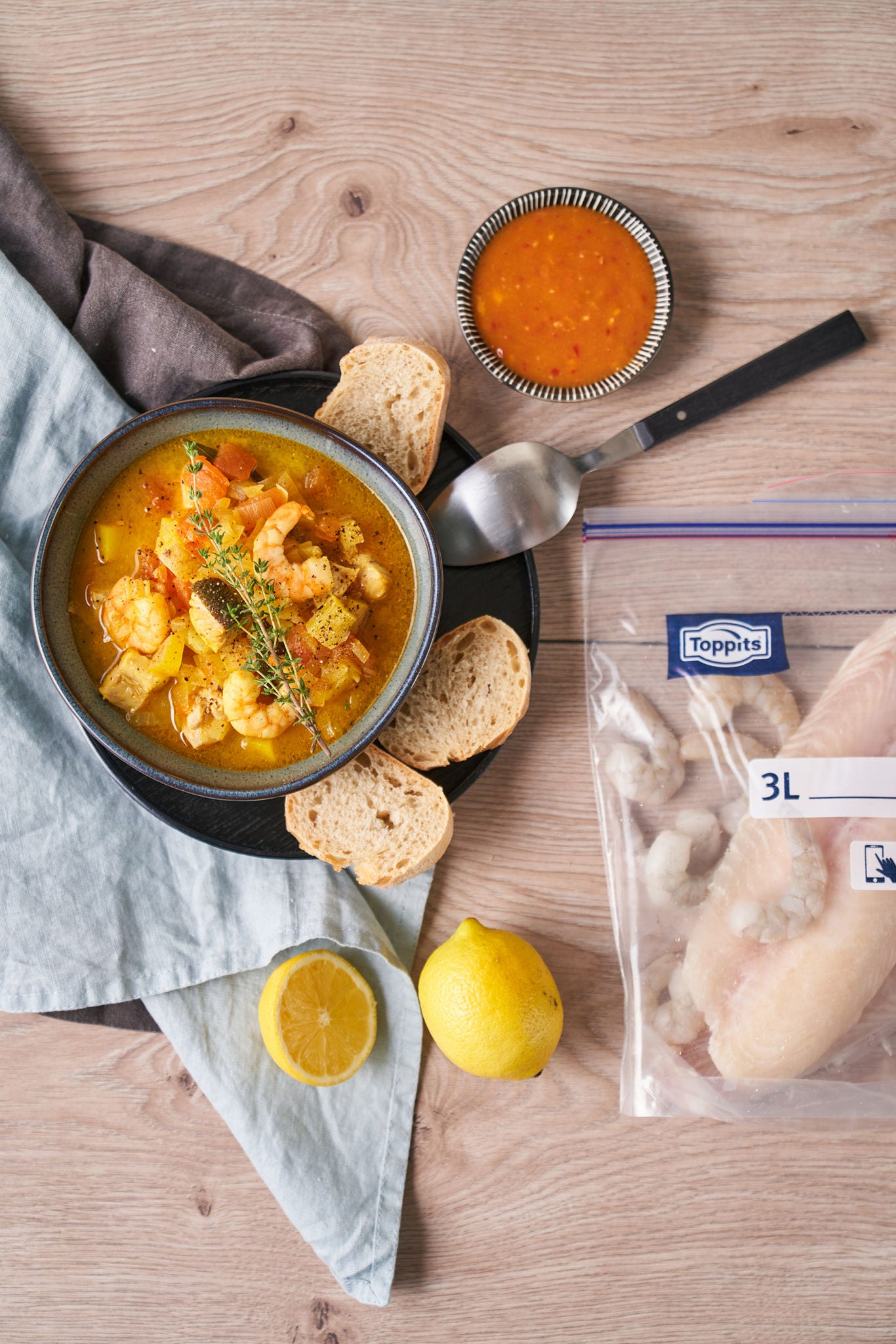 Bouillabaisse aux Restes de Poisson : Recette Facile et Savoureuse
