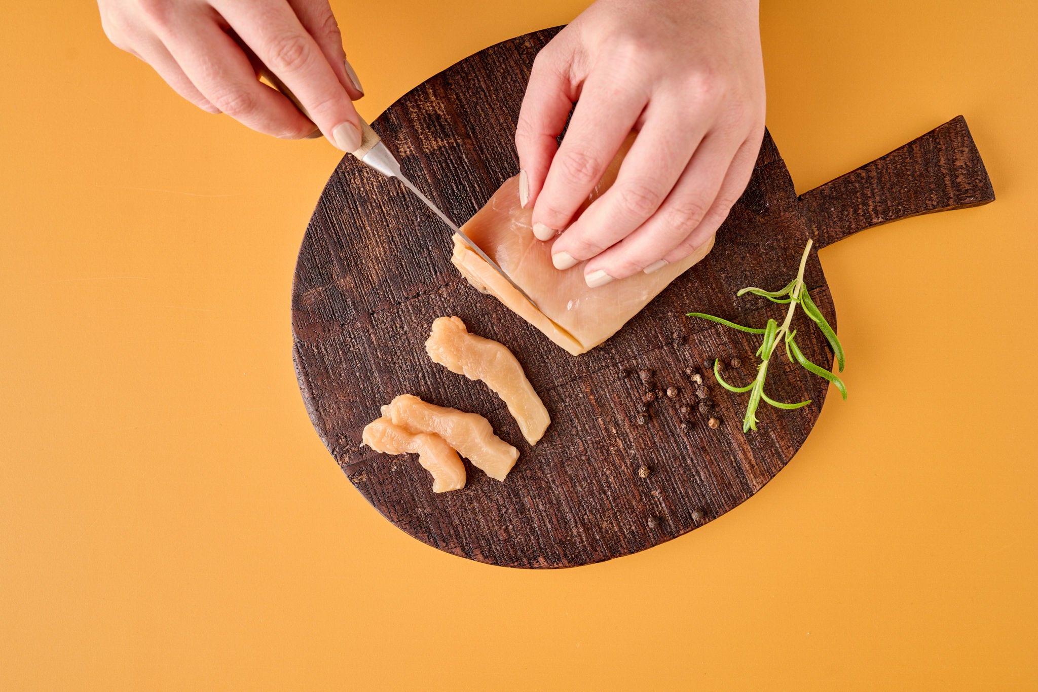 Mariner et congeler de la viande : astuces pour une viande tendre et aromatique