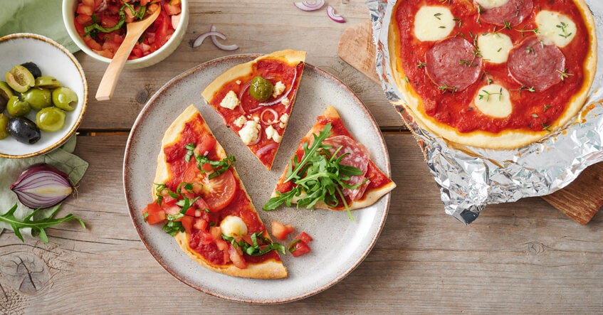 Pizza vom Grill – knuspriger Genuss für dein nächstes Barbecue