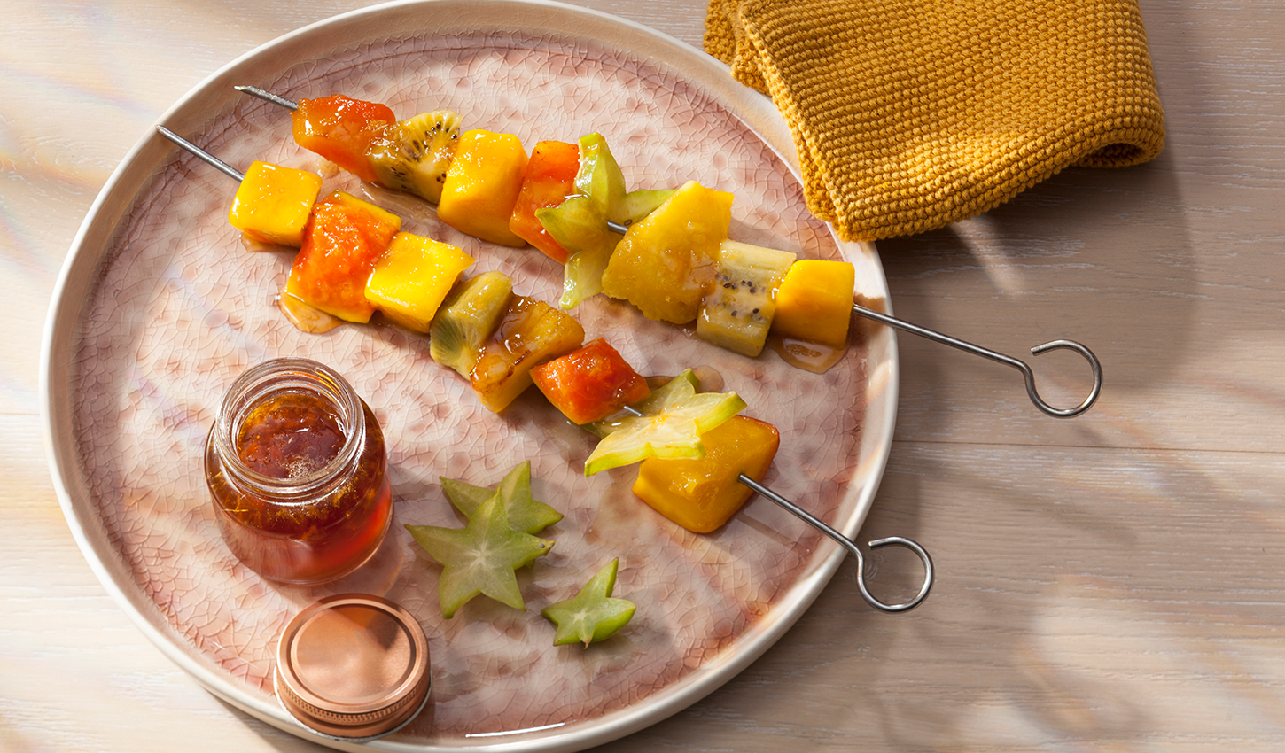 Brochettes de Fruits Exotiques : Recette Savoureuse et Facile