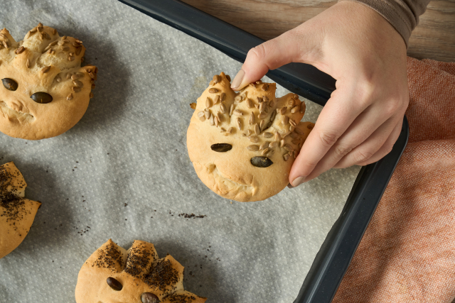 Brotköpfe backen – kreative Brötchen für die Brotdose
