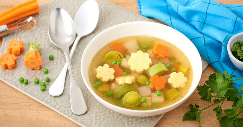 Gemüsesuppe mit Eierstich: Ein Klassiker neu entdeckt!