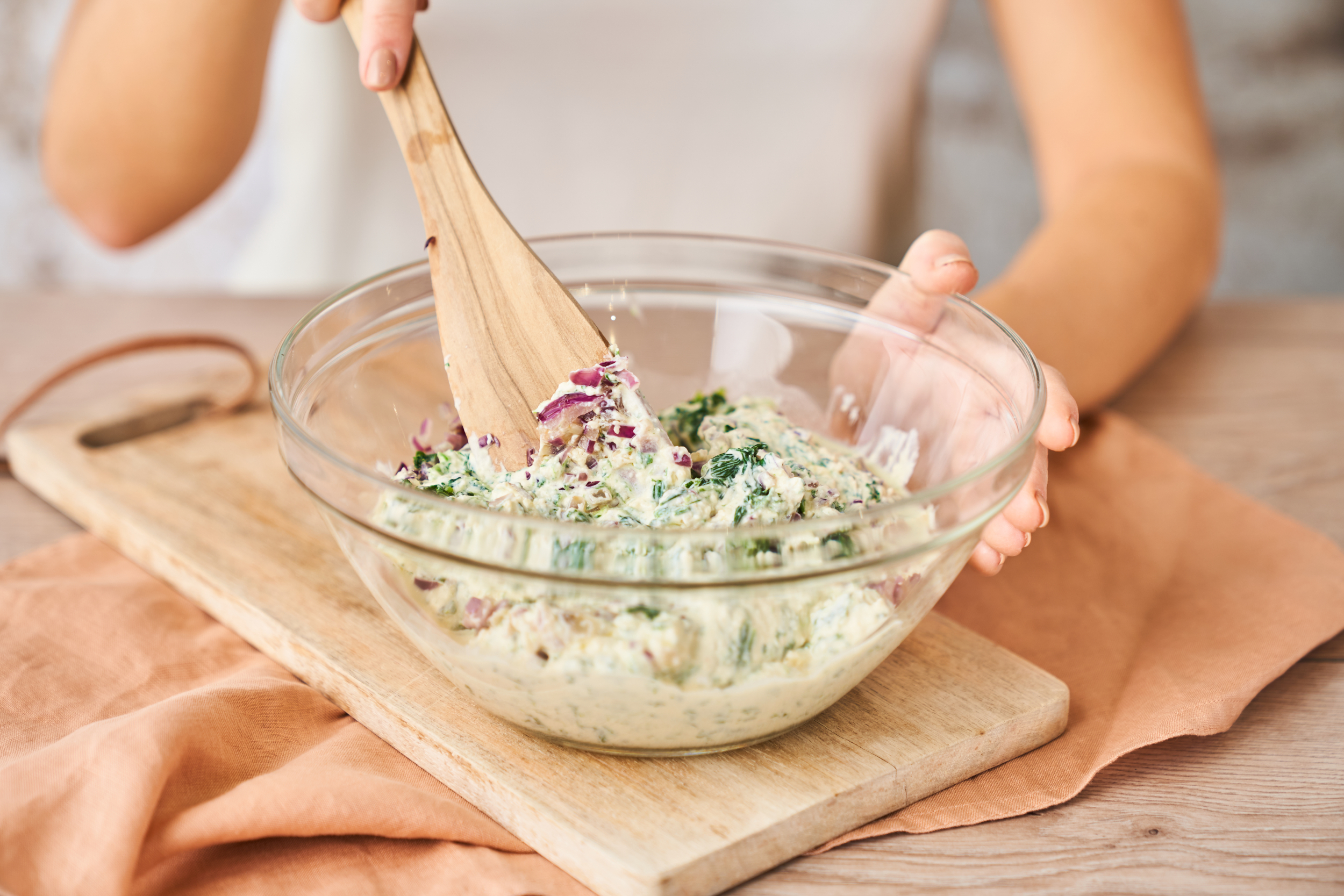 Selbstgemachte Tortellini mit Spinat-Ricotta – einfach befüllt mit dem Gefrierbeutel-Trick